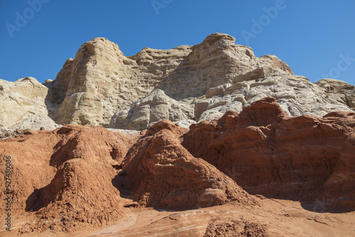Red and white sandstone rock formations in Arizona 