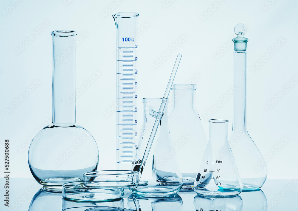 Photo of biochemistry glassware experiment Photo of biochemistry glassware experiment