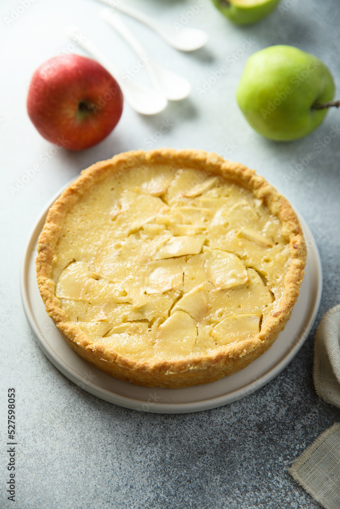 Traditional homemade apple pie with vanilla cream Traditional homemade apple pie with vanilla cream