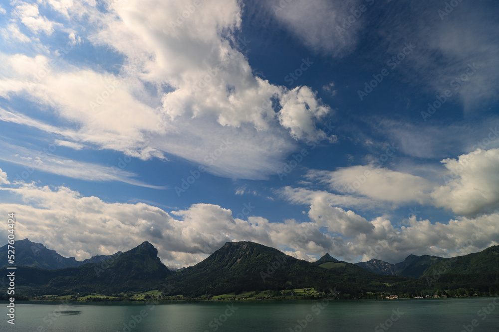 Wunderschöner Wolfgangsee; Südliches Seeufer mit Sparber, Bleckwand und Wieslerhorn Wunderschöner Wolfgangsee; Südliches Seeufer mit Sparber, Bleckwand und Wieslerhorn