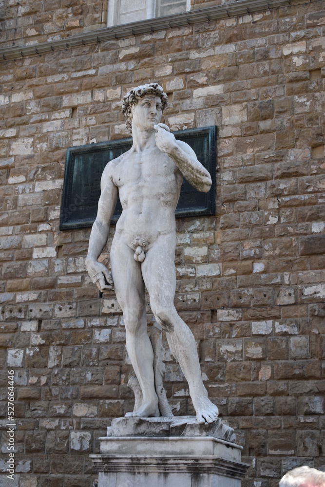 Naklejka premium Estatua