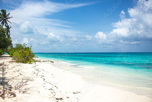 beach in maldives island paradise with turquesa water