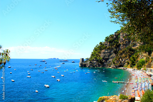 Seaside of Positano. The main beaches in Positano are Spiaggia Grande, Fornillo, La Porta, Fiumicello, Arienzo, San Pietro, Laurito and Remmese photo