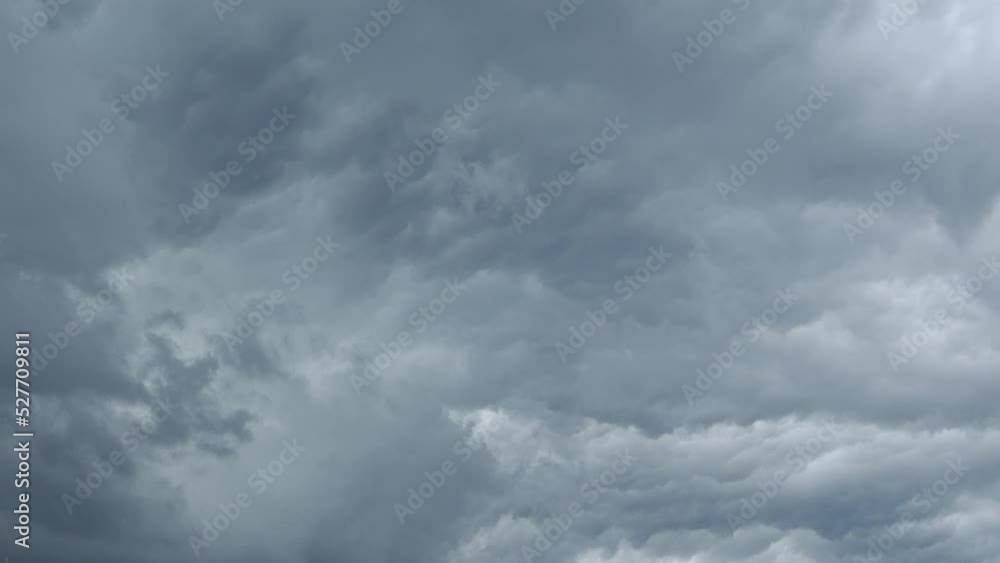 Tokyo,Japan - September 1, 2022: Fast moving clouds when a storm is approaching
Tokyo,Japan - September 1, 2022: Fast moving clouds when a storm is approaching