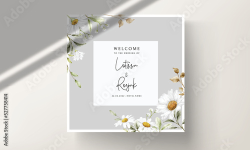 Modern wedding invitation template with vintage daisy flower