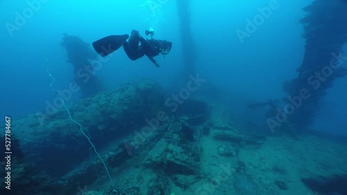 Wallpaper Mural Diving on the ship wrecks of the Palau archipelago. These ship wrecks were from Japanese Navy at WW2. Torontodigital.ca