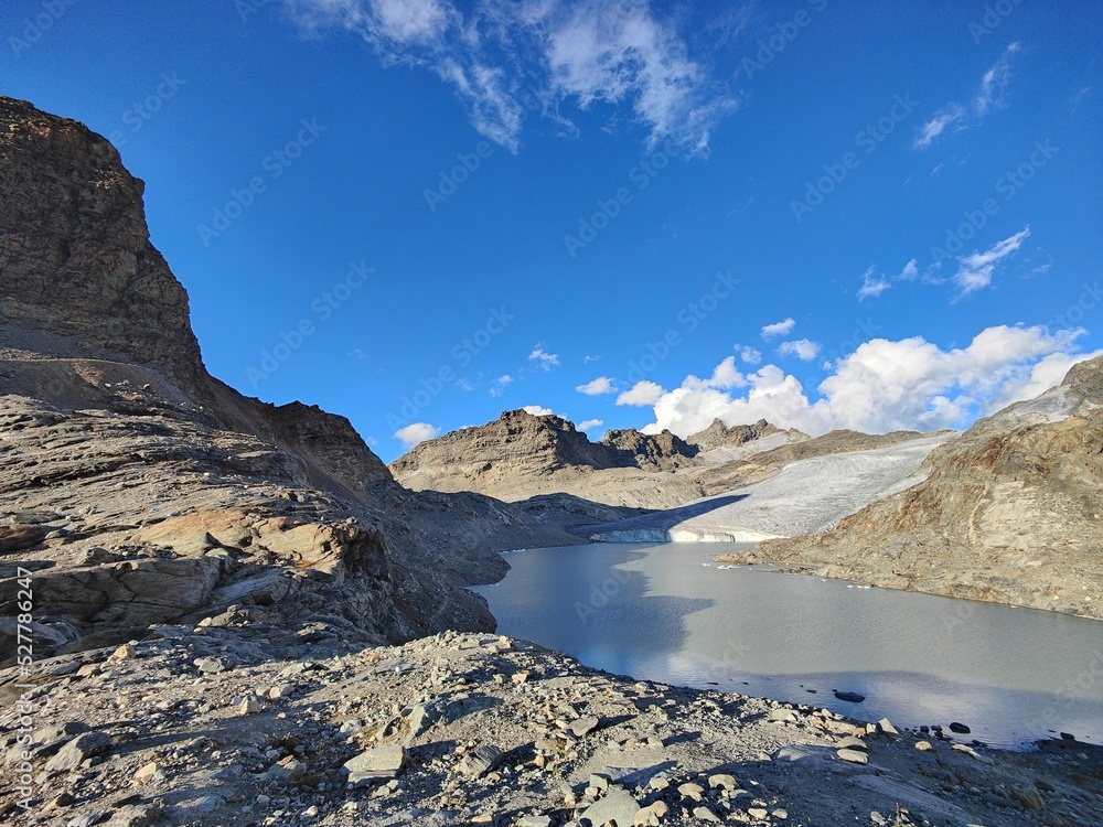 Lac et Glacier du Grand méan - Bonneval sur Arc - Alpes - France