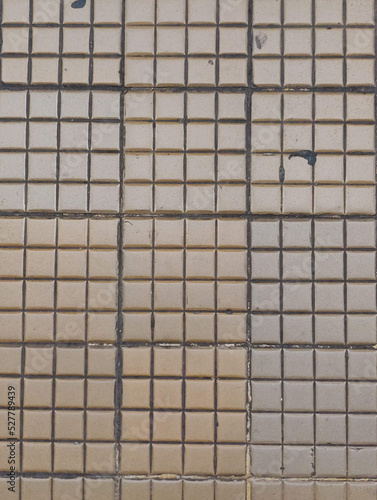 Mini dirty Tiles