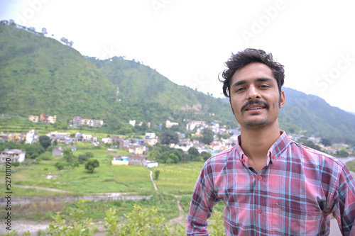 a sudden click picture with nostalgic nature, viewing the top of the hill.