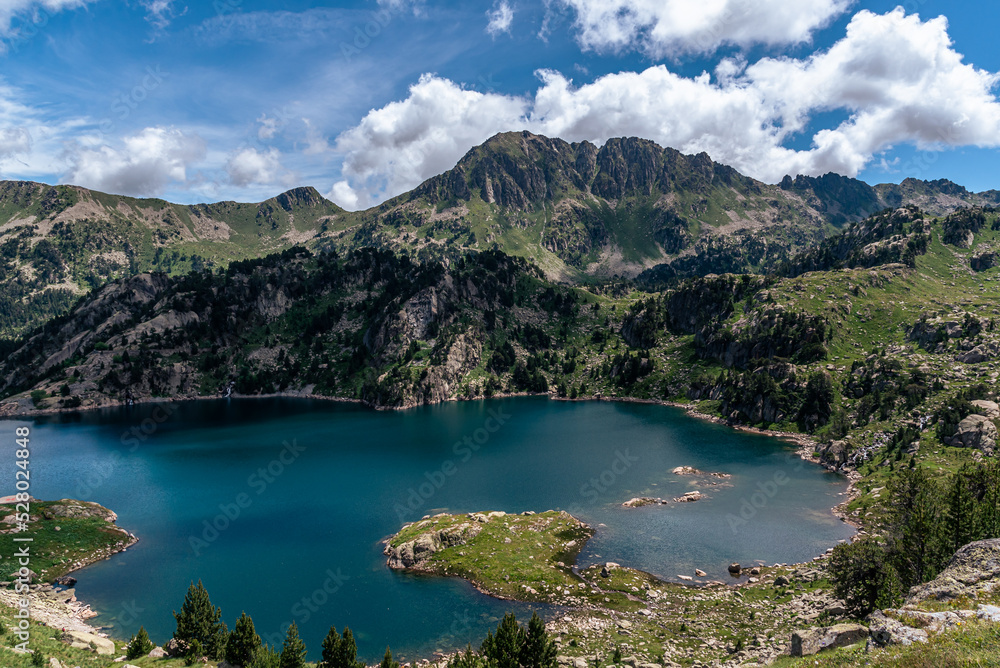 Beautiful lake view in the high mountains. (Circ Corominas, National Park of Sant Maurici and Aigüestortes)