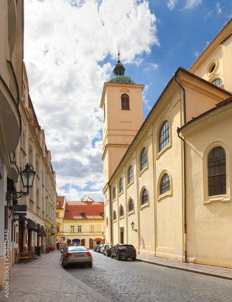 Jakubska street and the Basilica of St James (Bazilika sv. Jakuba). Prague, Czech Republic