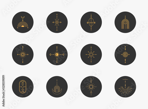 Social media highlight cover icons. Celestial line art elements. Minimal style. Vector illustration.