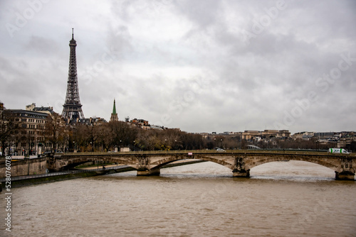 Pont Alexandre III briedge © cafera13