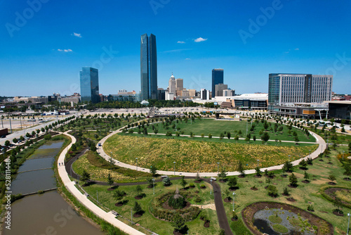 Foto scissortail park located in downtown Oklahoma City.