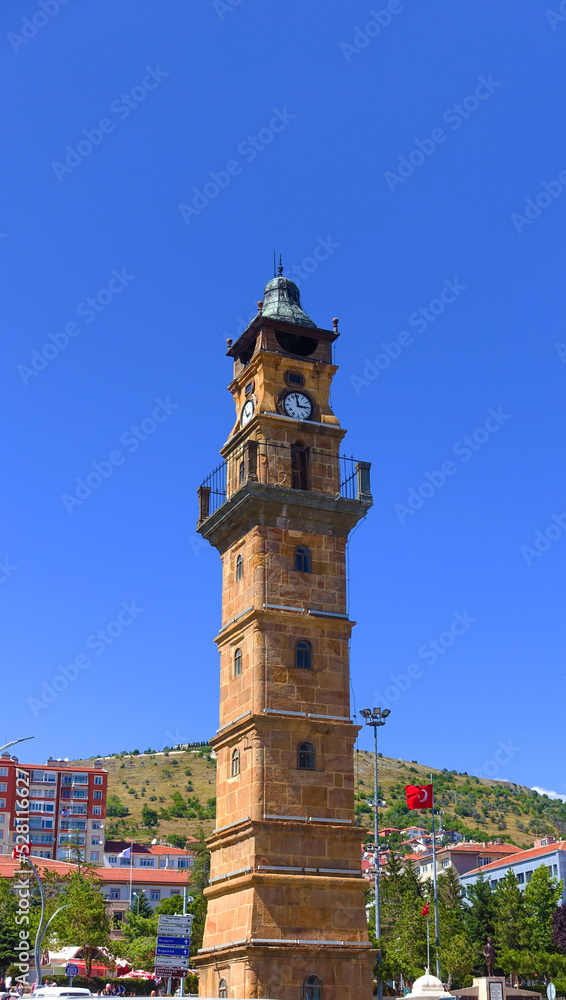 Obraz premium Yozgat,Türkiye-18 Temmuz 2022:Historical Yozgat Clock Tower
