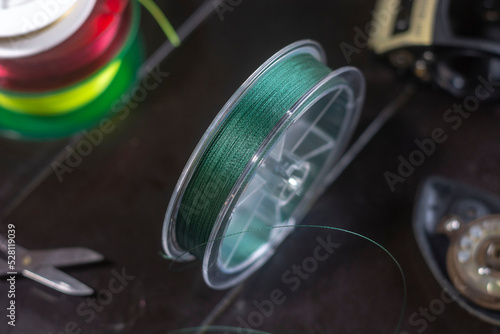 green braided fishing line photo