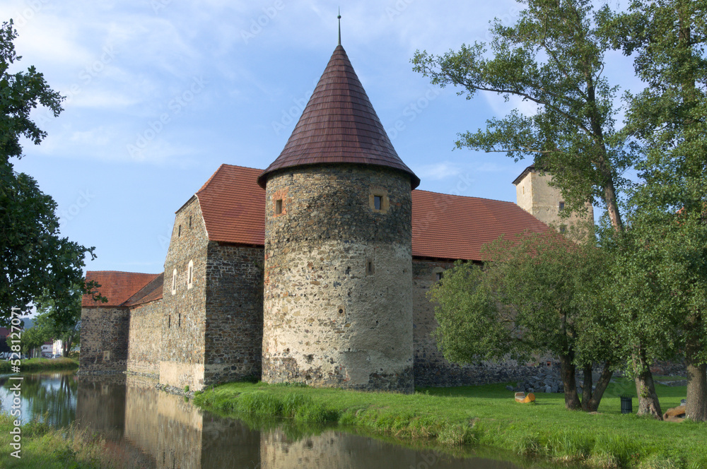 The water castle of Švihov - gothic granary - view from the northeast The water castle of Švihov - gothic granary - view from the northeast