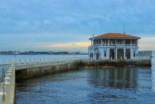 an old ferry dock © Demiryurek