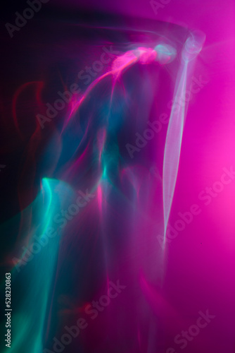 美しい色で模様を表現しました。