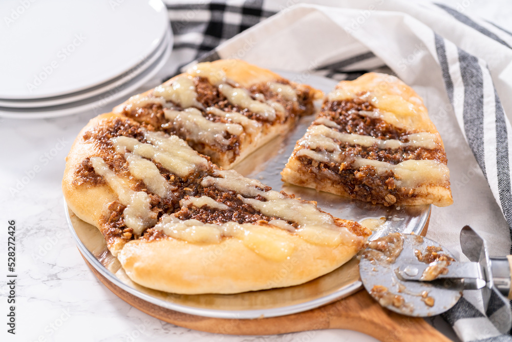 Cinnamon Dessert Pizza Cinnamon Dessert Pizza