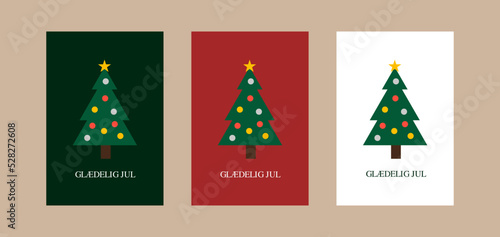 Julekort med juletræ, Glædelig jul / Merry christmas greeting cards with christmas tree. Modern and simple Xmas winter holiday card template. photo