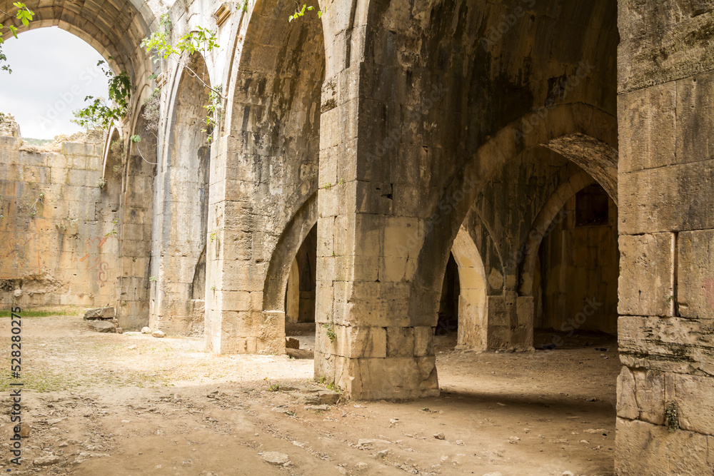  The Incirhan Caravanserai, which was built in the 13th century by the Seljuk ruler Giyasettin Keykubat, is located on the Antalya-Burdur road, 88 km north of Antalya. Bucak, Burdur - Turkey