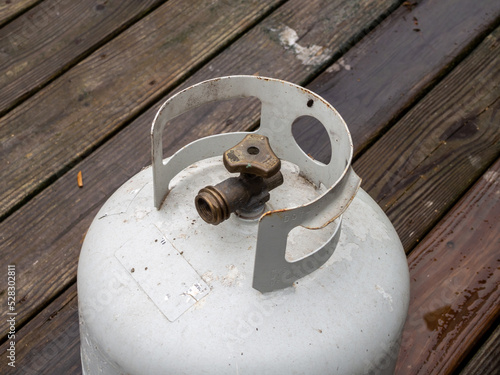 Cuadro en lienzo 20 gallon propane tank