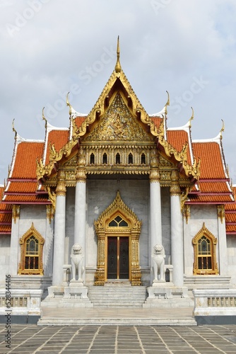 Wat Benchamabophit Dusitwanaram or marble temple  it is one of Bangkok s best-known temples and a major tourist attraction.