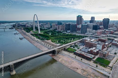 St Louis Missouri Skyline 10