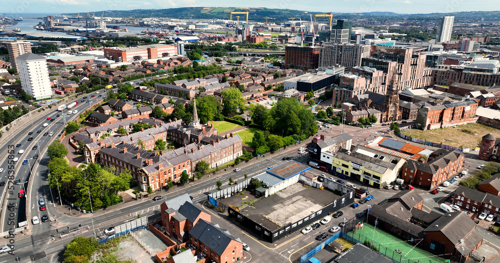 Obraz premium Aerial photo of Belfast Cityscape in Northern Ireland