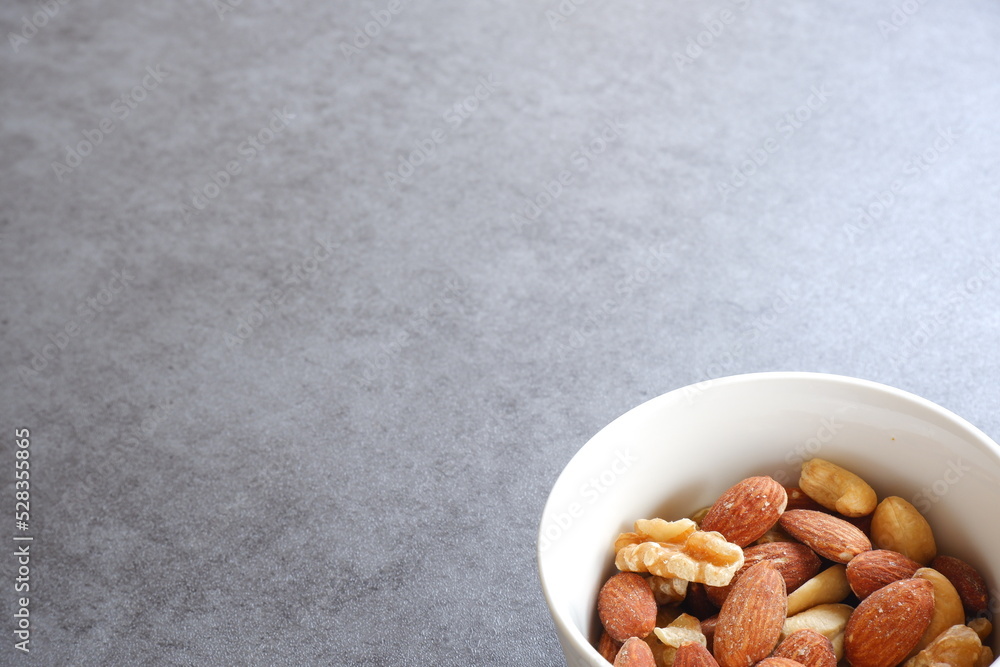 栄養たっぷりで健康に良いミックスナッツ