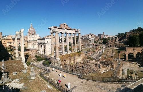 Some photos from the Eternal City of Rome, Italy, taken while strolling across the city centre and over the river Tiber on a sunny Fall day, with Rome's typical churches, bridges and statues