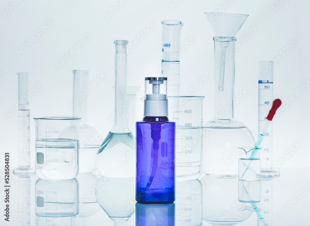 Photo of biochemistry glassware experiment Photo of biochemistry glassware experiment