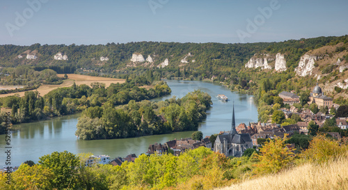 Tableau sur toile La ville Les Andelys en Normandie