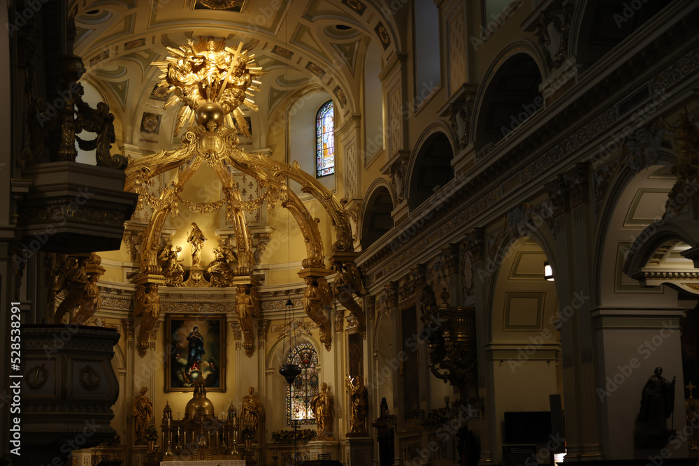 Obraz premium Interior of the Cathedral of Notre Dame de Quebec, Canada