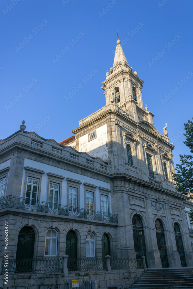 Trinity Chutch (Portuguese: Igreja da Trindade), Porto