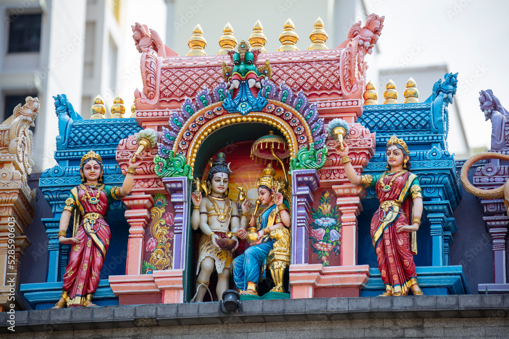 Fototapeta premium Detail of God statue at Sri Mariamman Temple, Singapore.