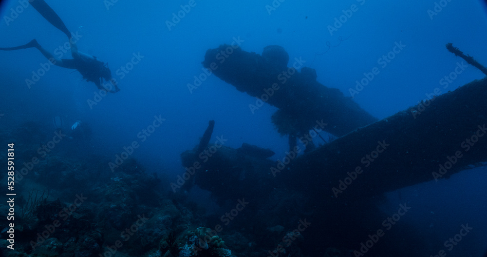 Wreck dive plane Wreck dive plane