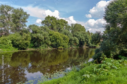 On the bank of a river called Pakhra