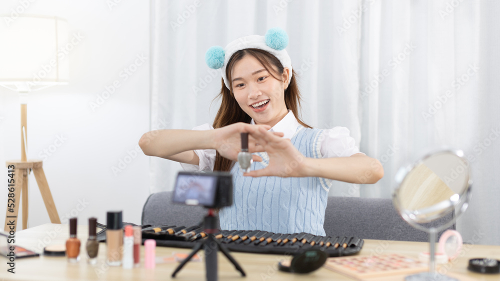 Beautiful women with social media influences recommend products and make-up accessories to be more beautiful, Recording vlog video live streaming, Online business of beauty bloggers. Beautiful women with social media influences recommend products and make-up accessories to be more beautiful, Recording vlog video live streaming, Online business of beauty bloggers.