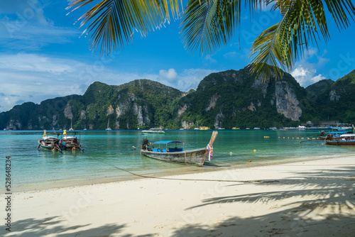 Fototapeta Naklejka Na Ścianę i Meble -  Long Tail Boat Koh Phi Phi 2022