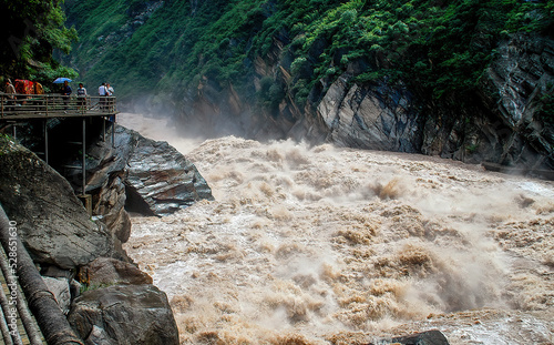 Tiger Leaping Gorge, one of the deepest and most spectacular river canyons in the world, located on the Jinsha River.