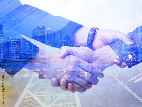 Fotografie Businessteam of deal which handshake man and Success concept of handshaking afte