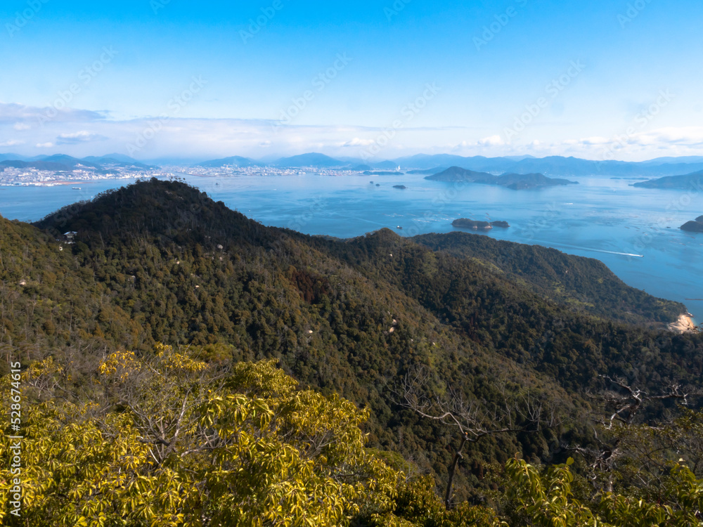 Fototapeta premium 宮島 広島県 世界文化遺産