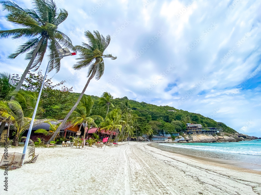 Obraz premium Haad Rin beach or Hat Rin in Ko Pha Ngan, Thailand