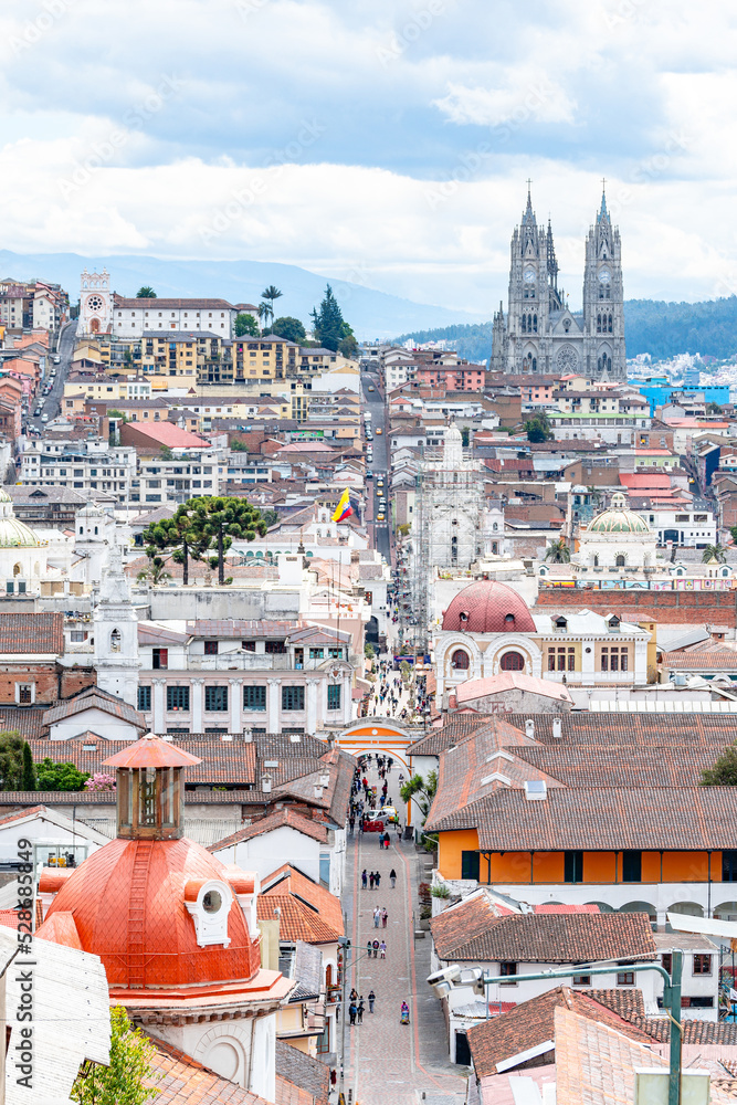 Obraz premium views of quito old town, ecuador