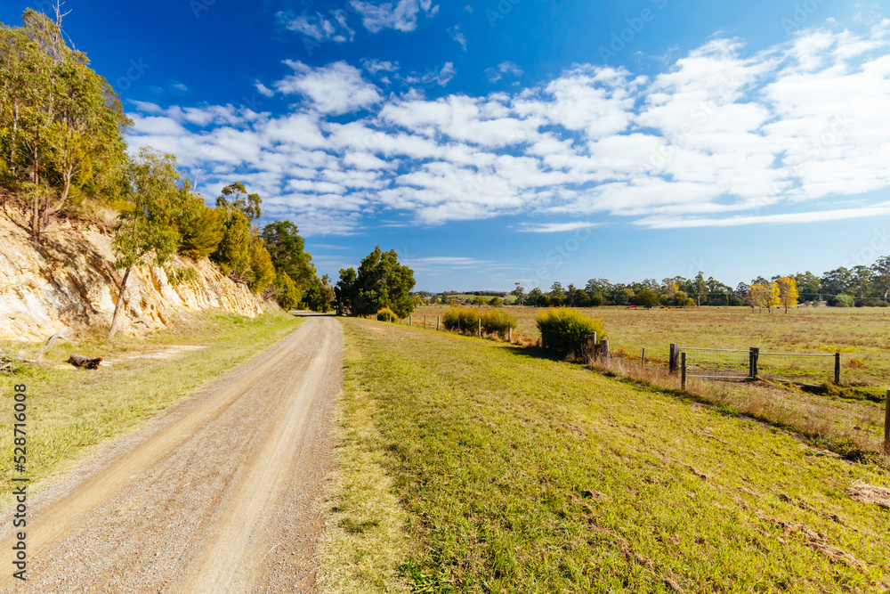 Obraz premium Lilydale to Warburton Rail Trail in Australia