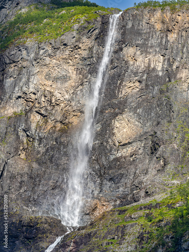 Gro  er Wasserfall in Norwegen