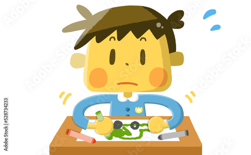 お絵描きする男の子