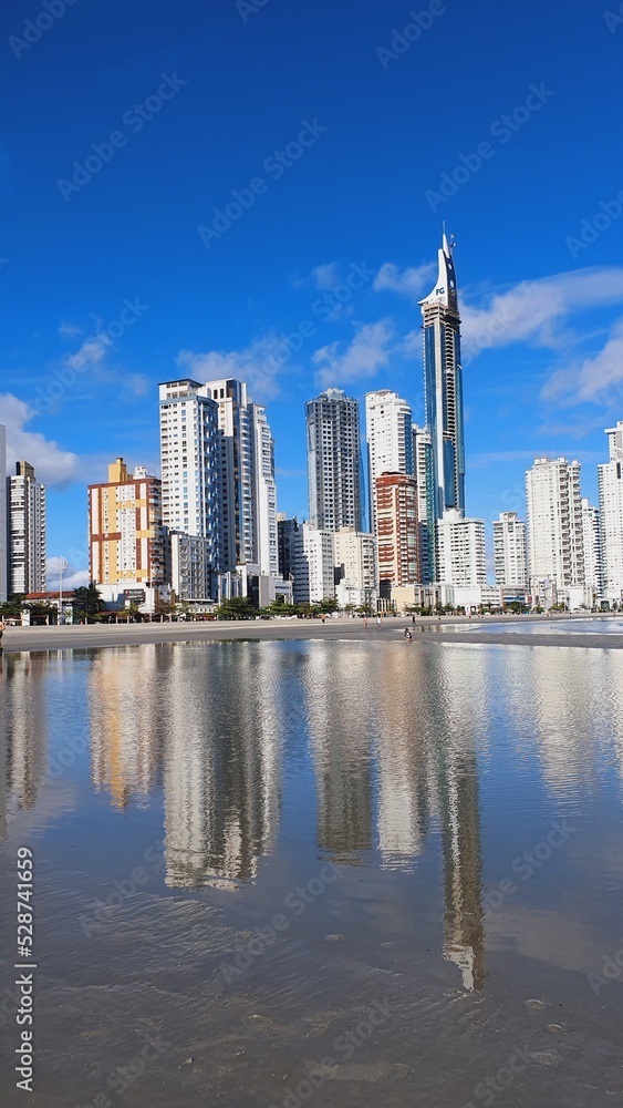 Obraz premium skyline at beach